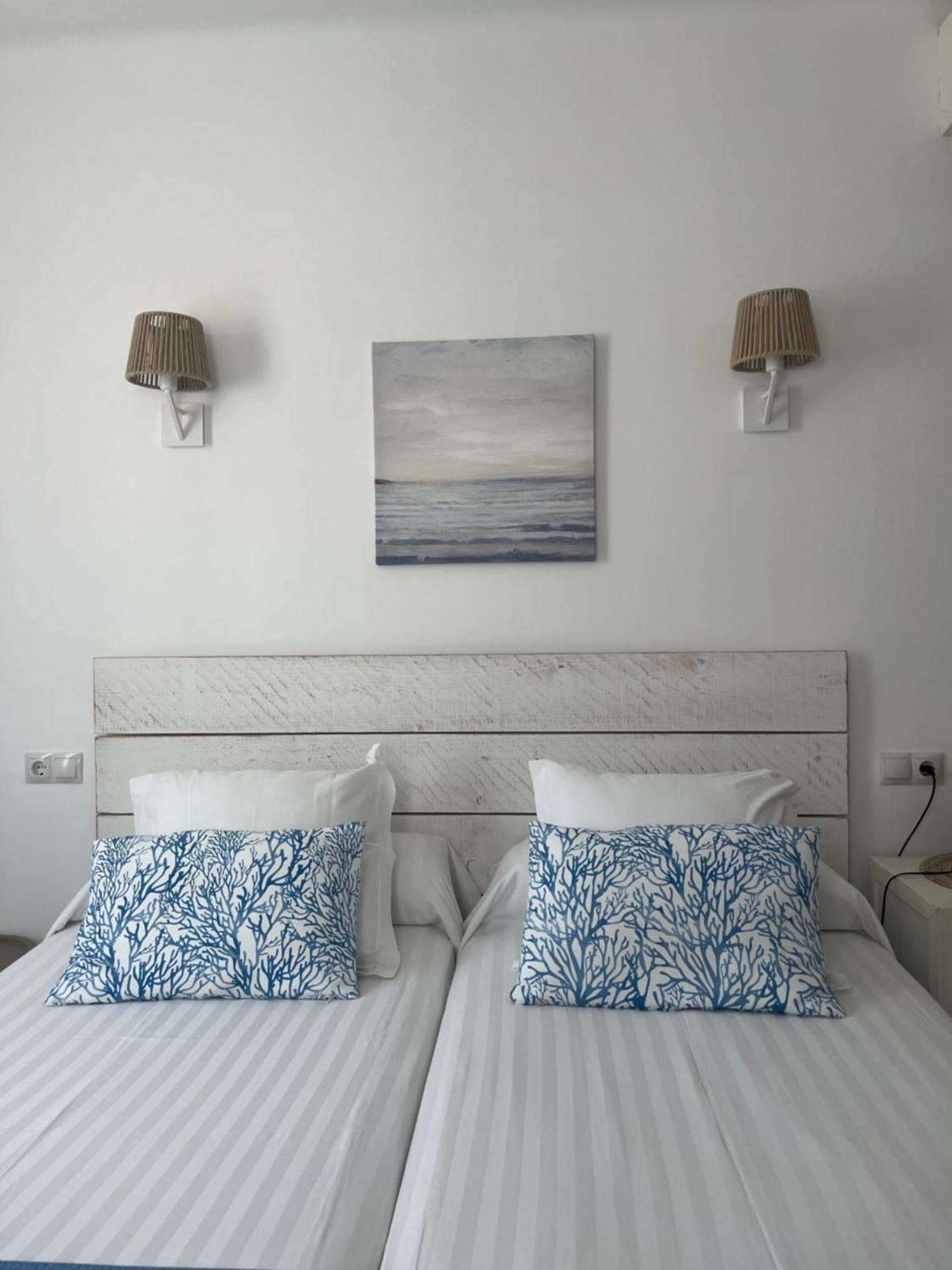 Hostal Dragonera Sant Elm Dış mekan fotoğraf